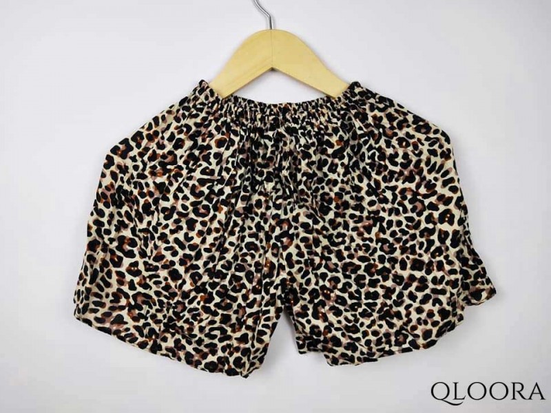 Celana Pendek Motif Leopard Wanita